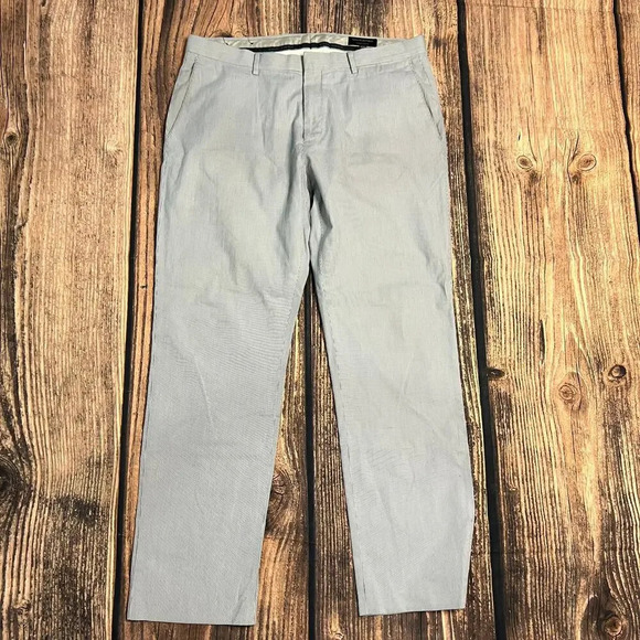 Banana‎ Republic Men's Tailored Slim Fit Chino Pants 36x32 Light Blue Seersucker - Picture 1 of 3
